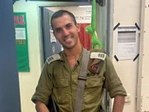 רס"ן משה אברהם בר-און ז"ל. מפקד פלוגה בגדוד 51 שבחטיבת גולני [צילום: דובר צה"ל]