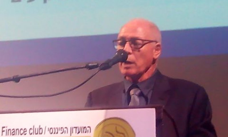 נויבך. השיח הציבורי מקשה