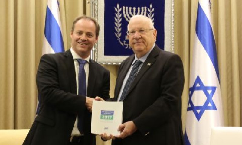 הנשיא ריבלין מקבל את מדד הדמוקרטיה