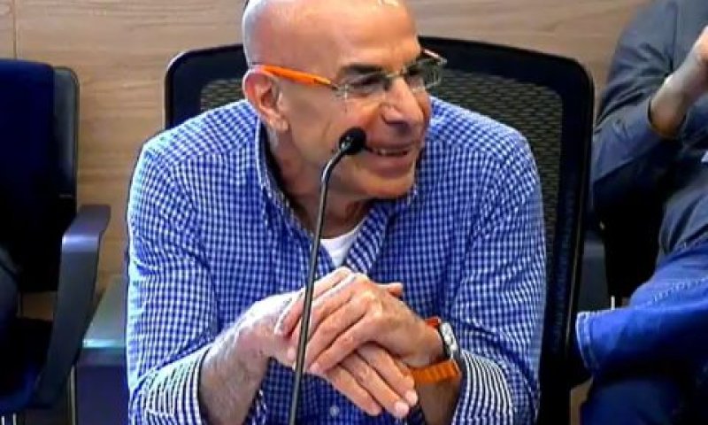 זנה. העביר למחלקת הרכש [צילום: ערוץ כנסת]