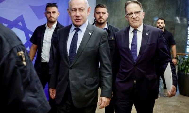 ברוורמן ונתניהו. איסור יצירת קשר [צילום: מארק ישראל סלם, פול]