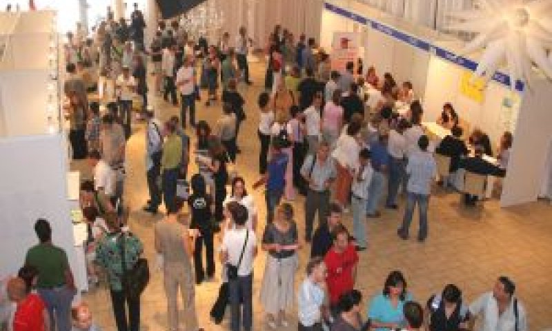 יריד תעסוקה שנערך השבוע לעולים [צילום: סקופ 80 יצחק אלהרר]