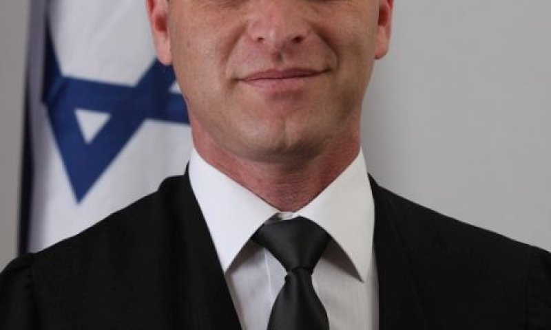 פרנקל. העדים לא התייצבו