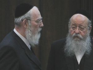 מוזס ואייכלר. לוחצים לאפשר חילול שבת כדי למנוע קריסה של מערך התחבורה [צילום: יונתן זינדל/פלאש 90]