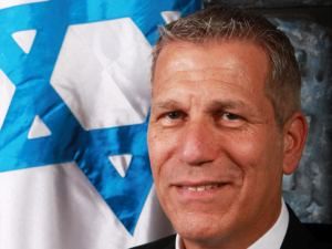 טובי. החליט לקיים את החוזה [צילום: פלאש 90]