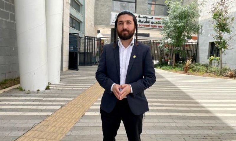 סוכות. לא נממן לימודי הרש"פ [צילום: שניאור אלפנביין]