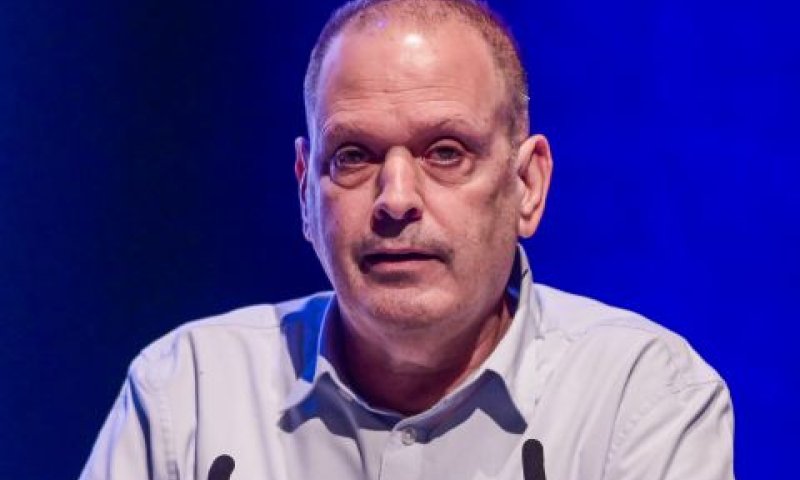 עומר. "אמשיך להיות צופה, מאזין וקורא נאמן" [צילום: אבשלום ששוני/פלאש 90]