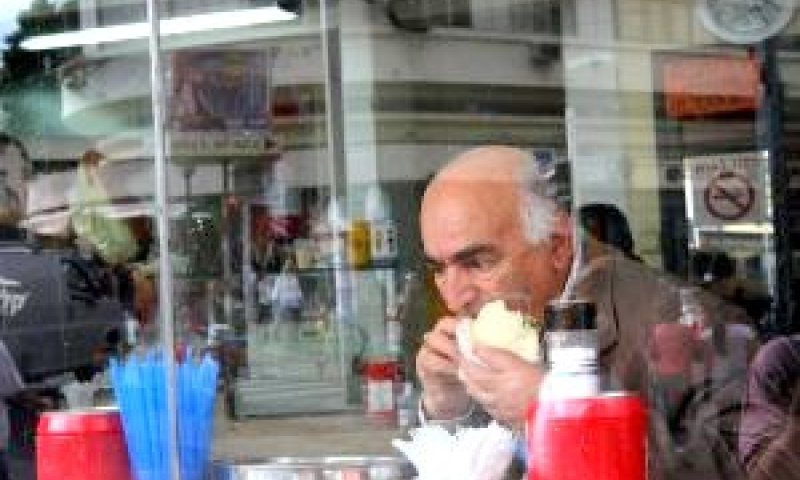 להזמין ראשונים [צילום: פלאש 90]