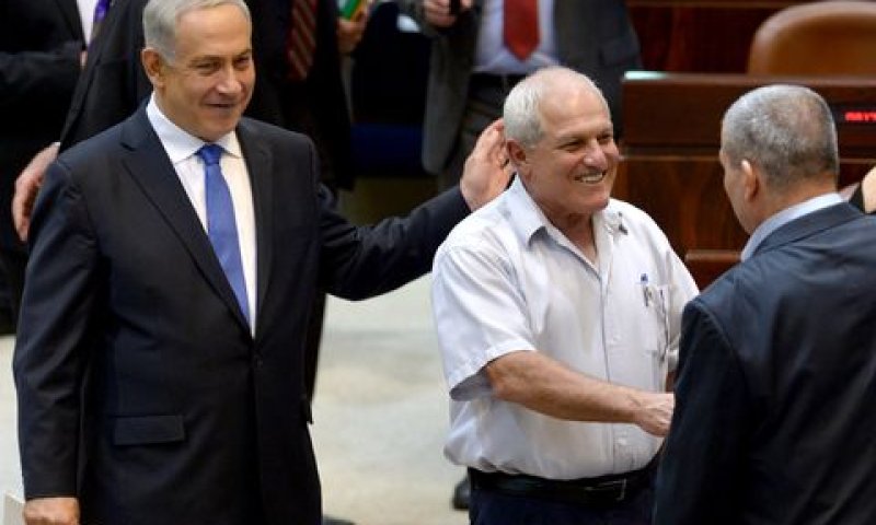 כץ ונתניהו. "דיל" [צילום: לע"מ]