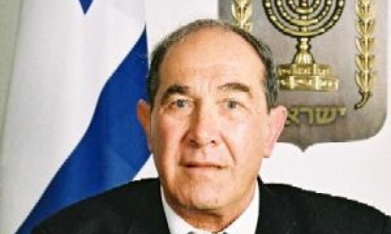 השופט משה רביד [צילום: בוצ&acute;צ&acute;ו]