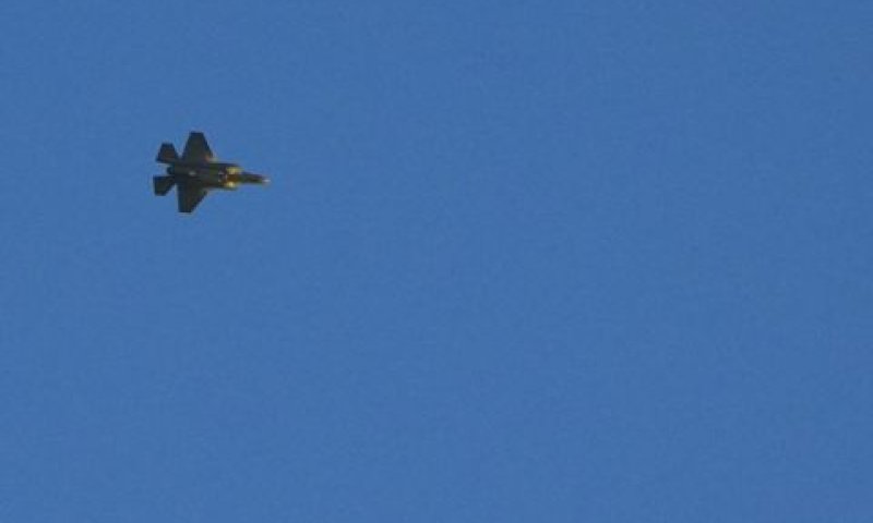 מטוס קרב בשמי הצפון [צילום: אייל מרגולין/פלאש 90]