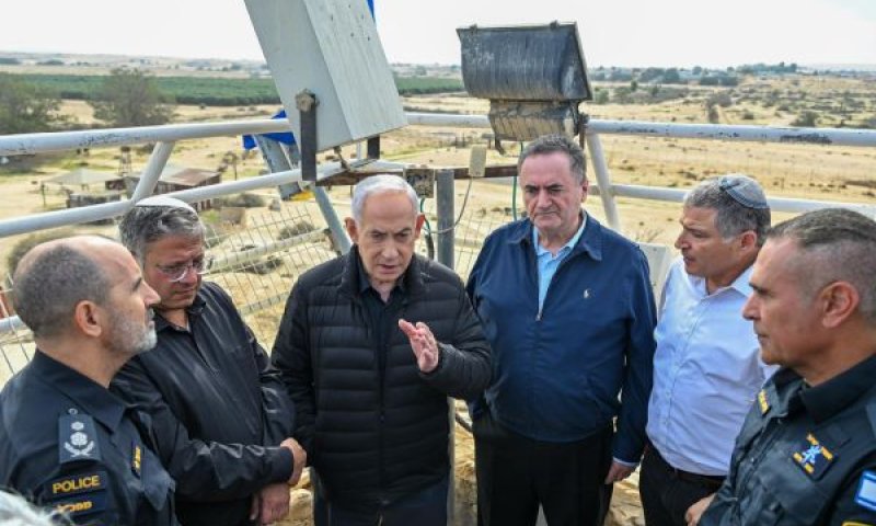 בן-גביר בסיור בנגב [צילום: קובי גדעון/לע"מ]