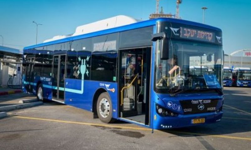 הפרמיה עולה בשנה השנייה [צילום: אבשלום ששוני, פלאש 90]