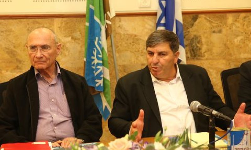 מימין: דניאל עטר, יו"ר קק"ל [צילום: אורית כהן]