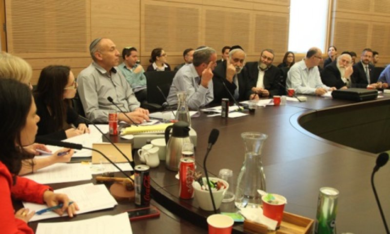 דיון הוועדה היום בכנסת [צילום: פלאש 90]