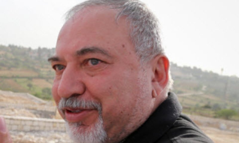ליברמן. דורש חקירה [צילום: גרשון אלינסון/פלאש 90]