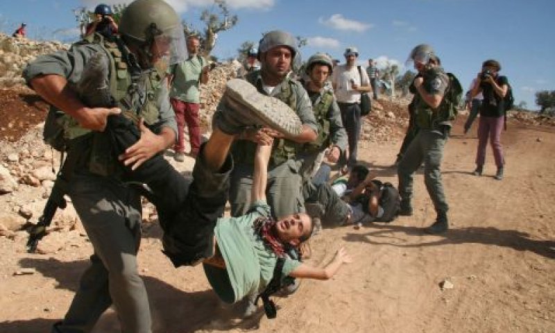 מהומות בנעלין, אוקטובר 2008 [צילום: עבד עיסאם רימאווי, פלאש 90]