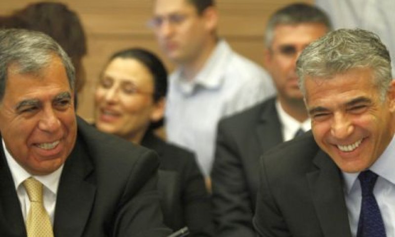 לפיד ולוי. גידול חד בתקציב [צילום: פלאש 90]