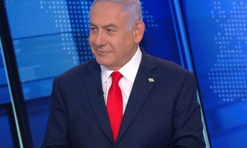 נתניהו באולפן פגוש את העיתונות [צילום: מן הטלוויזיה]