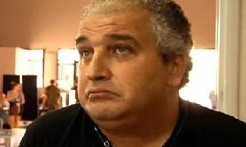משה חזות. פוטר והוחזר [צילום: מן הטלוויזיה]
