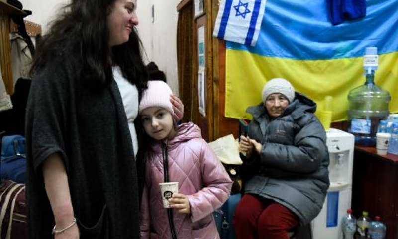 פליטים מאוקראינה בדרך לישראל [צילום: יוסי זליגר, פלאש 90]