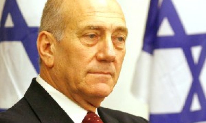 מתנה פתיחת המעברים במידור החמאס. אולמרט [צילום: פלאש 90]