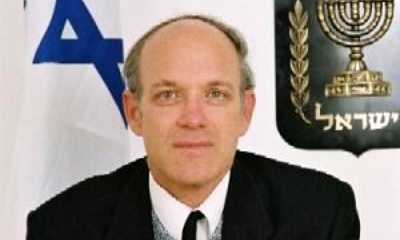 השופט ניל הנדל [צילום: בוצ&acute;צ&acute;ו]