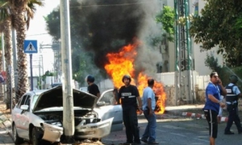 קטיושות בעכו [צילום: AP]