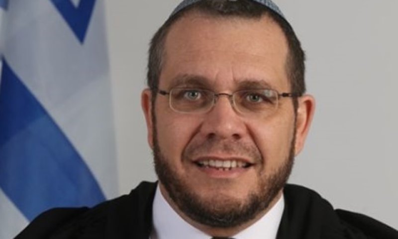 סלע. המליץ