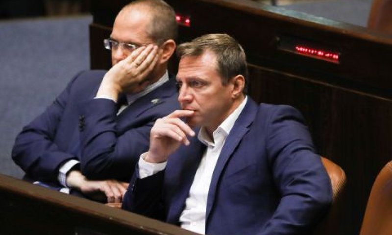 רזבוזוב (כחול לבן) ופורר (ישראל ביתנו) במליאה [צילום: הדס פרוש/פלאש 90]
