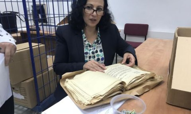 ח"כ קורן מעיינת בחומרים