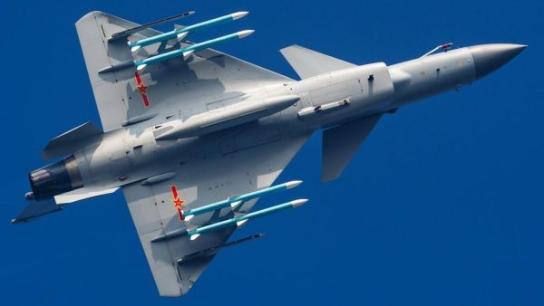 מטוס קרב סיני מדגם Chengdu J-10C. אתגר למטוסים מערביים