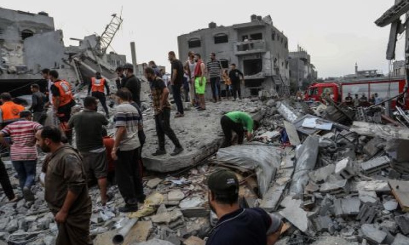תקיפות מאסיביות בעזה [צילום: עבד רחים חטיב/פלאש 90]
