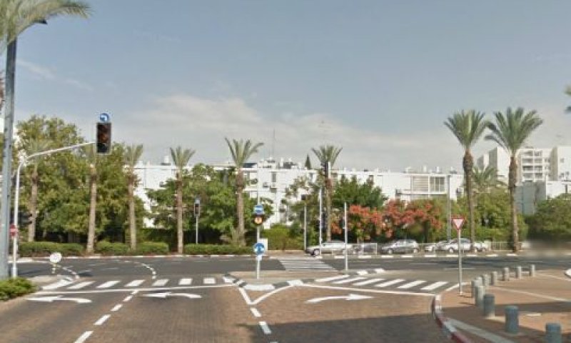רחוב איינשטיין בתל אביב [צילום: סטריט ויוויו]