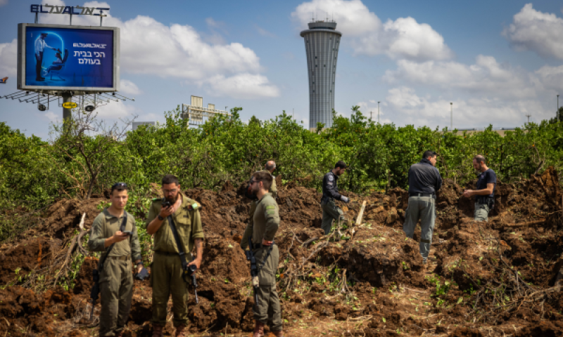 זירת הפגיעה ליד נתב"ג [צילום: חיים גולדברג/פלאש 90]