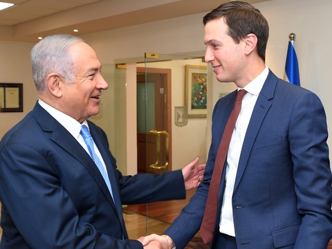 קושניר. שנתיים של עבודה [צילום: שגרירות ארה"ב בישראל]