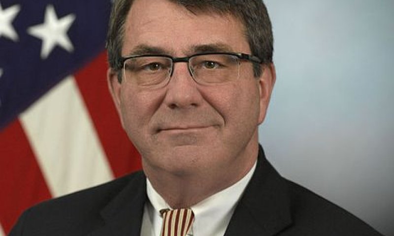 אשטון קארטר. שר ההגנה המיועד [צילום: Monica King/US Department of Defense]
