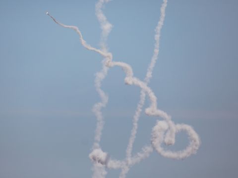 שובלי תקיפה ברצועה [צילום: הדס פרוש/פלאש 90]