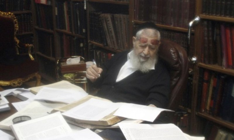אחד מגדולי התורה בדור האחרון [צילום: פלאש 90]