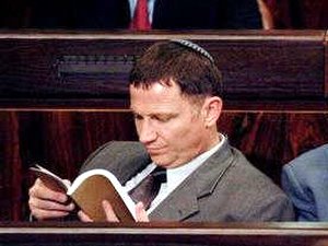 השר יולי אדלשטיין- יידרש לסוגייה [לע"מ]
