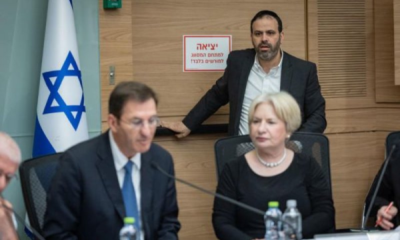 מתקרבים לשלבים הסופיים [צילום: יונתן זינדל/פלאש 90]