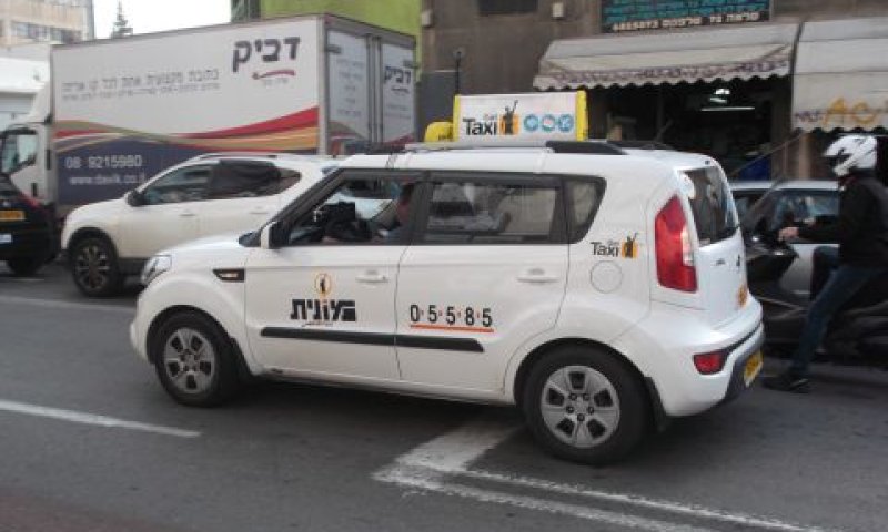 הנהגים כפופים להוראות החברה