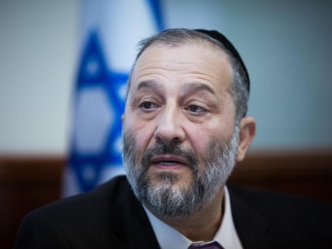 שר הפנים אריה דרעי [צילום: יונתן זינדל/פלאש 90]