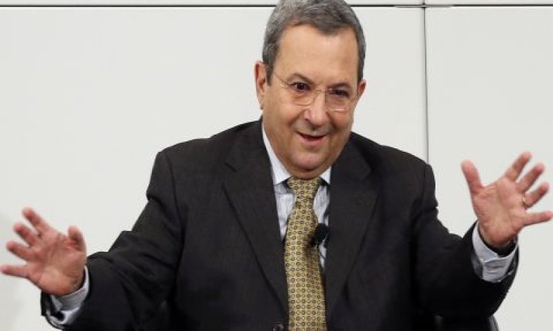 ברק. רומז בשפה רפה [צילום: AP]