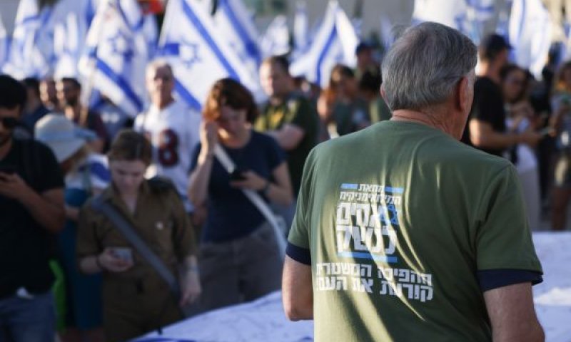 מערך לקלפיות "מאתגרות" בימין [צילום: חיים גולדברג/פלאש 90]