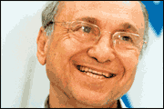 נאמן, "אני נדהם"