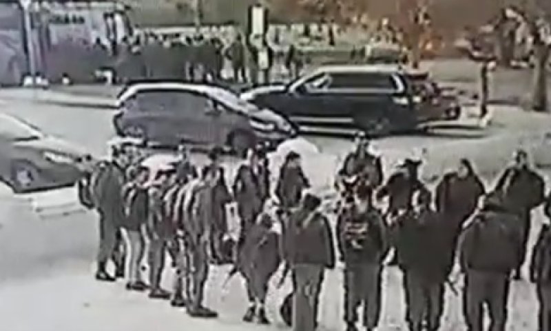 צוערי קורס קצינים שניות לפני הפיגוע