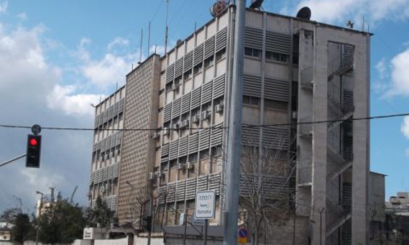 ליקויי בטיחות. מטה ערוץ 1 [צילום: איתמר לוין]