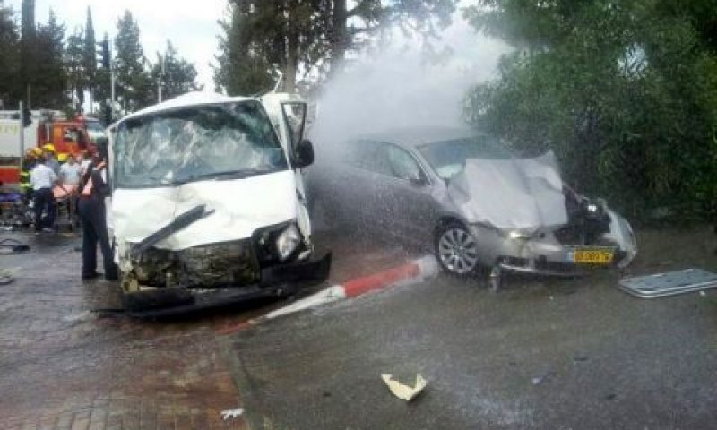 חוששים [צילום: דוברות מד"א]