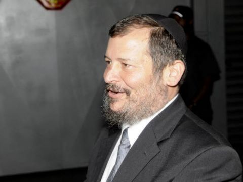לופוליאנסקי. "לאור תכונותיו" [צילום: בוצ'צ'ו]